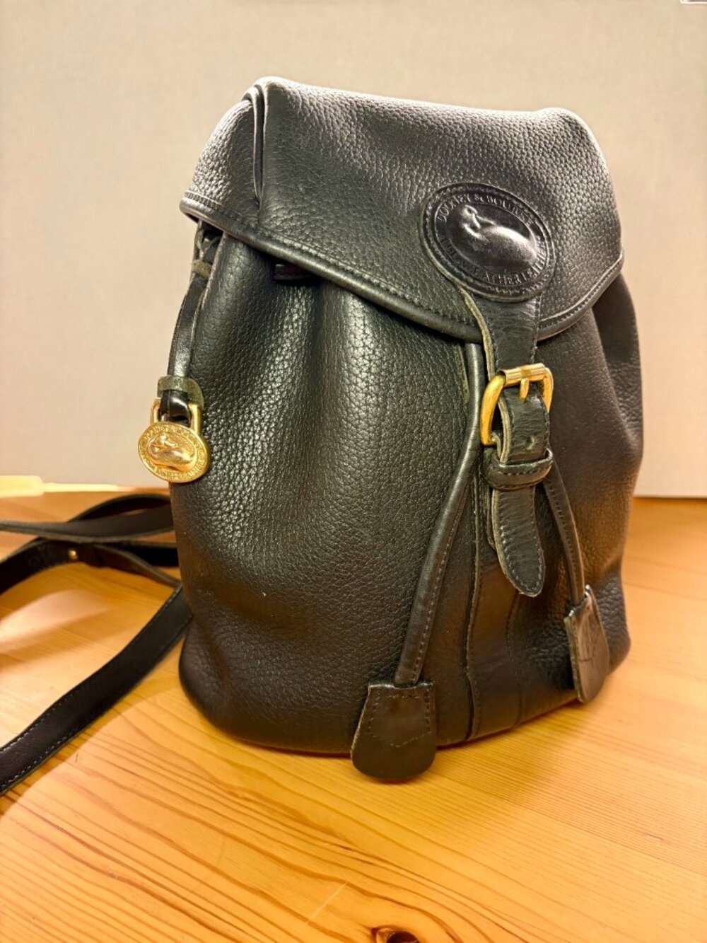 Vintage Dooney & Bourke All-Weather Leather Drawstring Backpack Black AWL